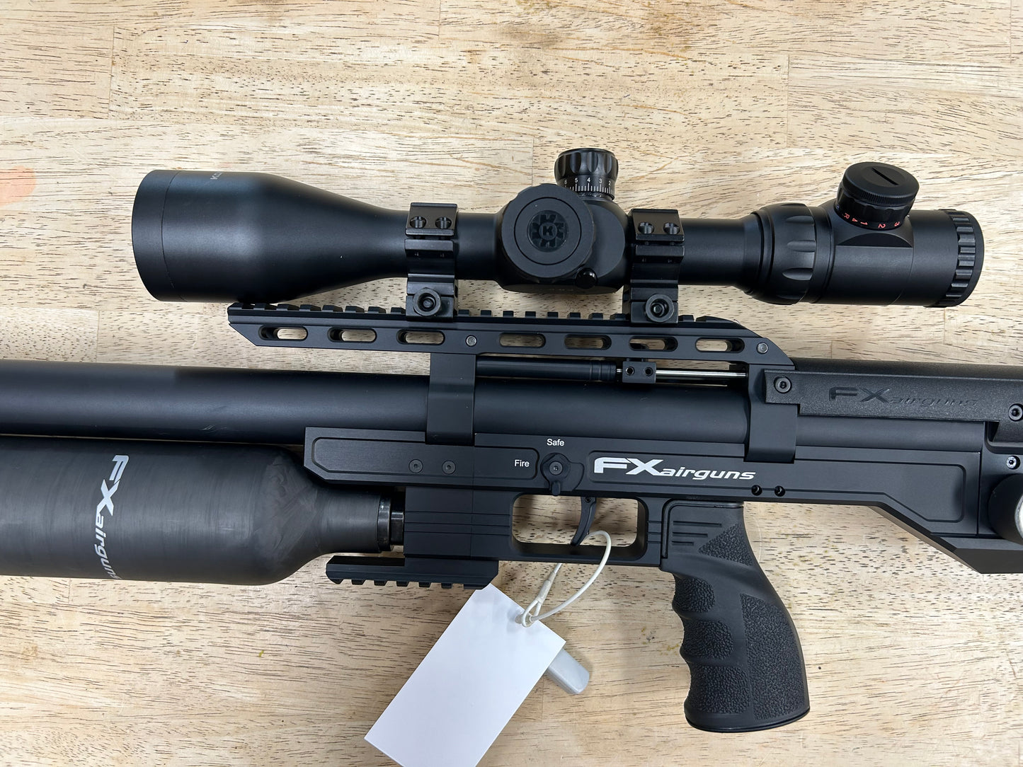 FX Leopard — As New (Ex-Demo) .177 — Konus F30 4–16x + Hard Case