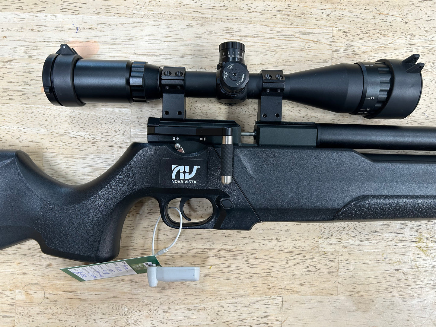 Nova Vista Alpha (.22) — Mint Condition — Complete with 3–9x40 Scope